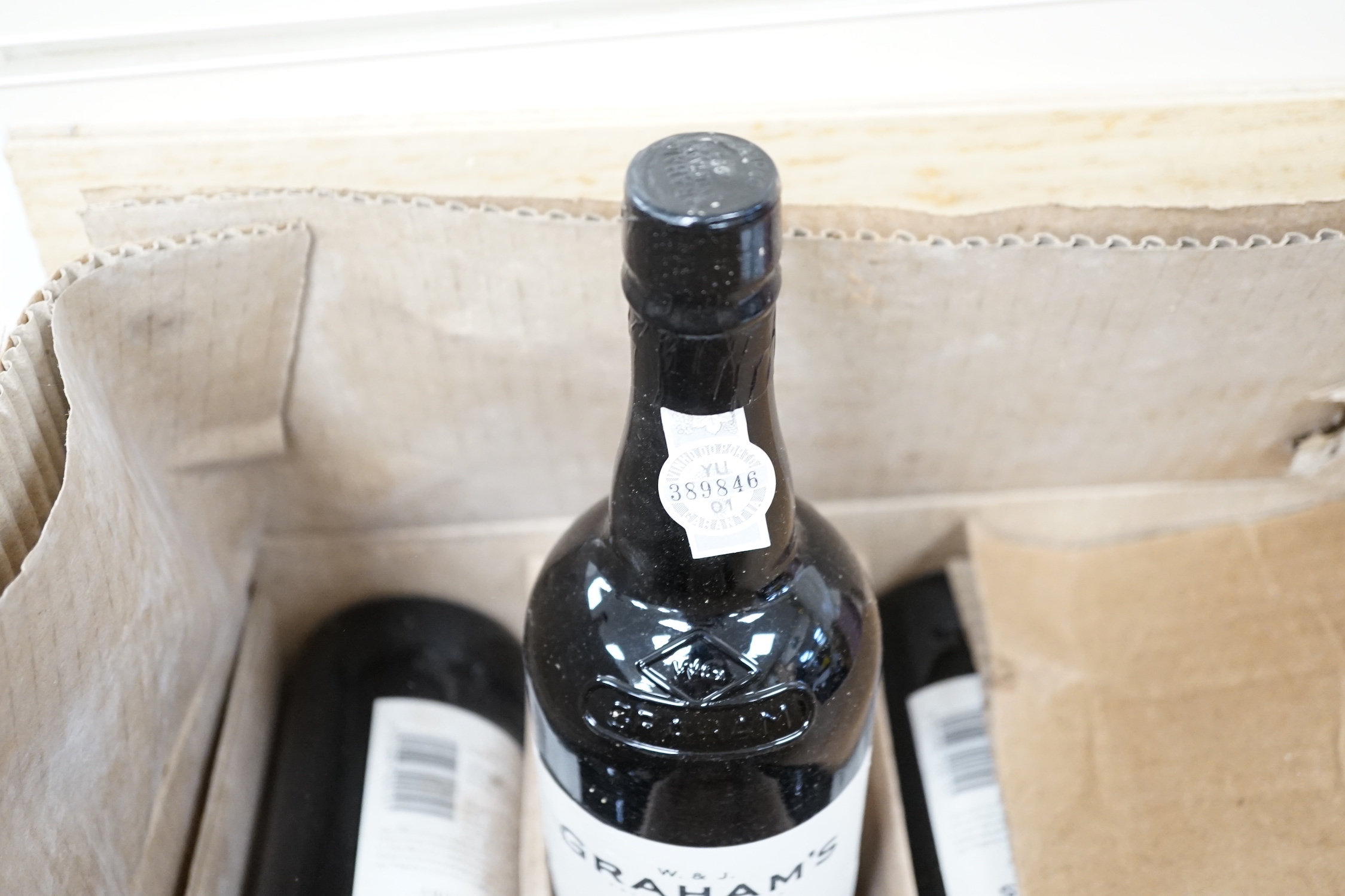 A case of twelve bottles of Grahams vintage port 1994 OWC